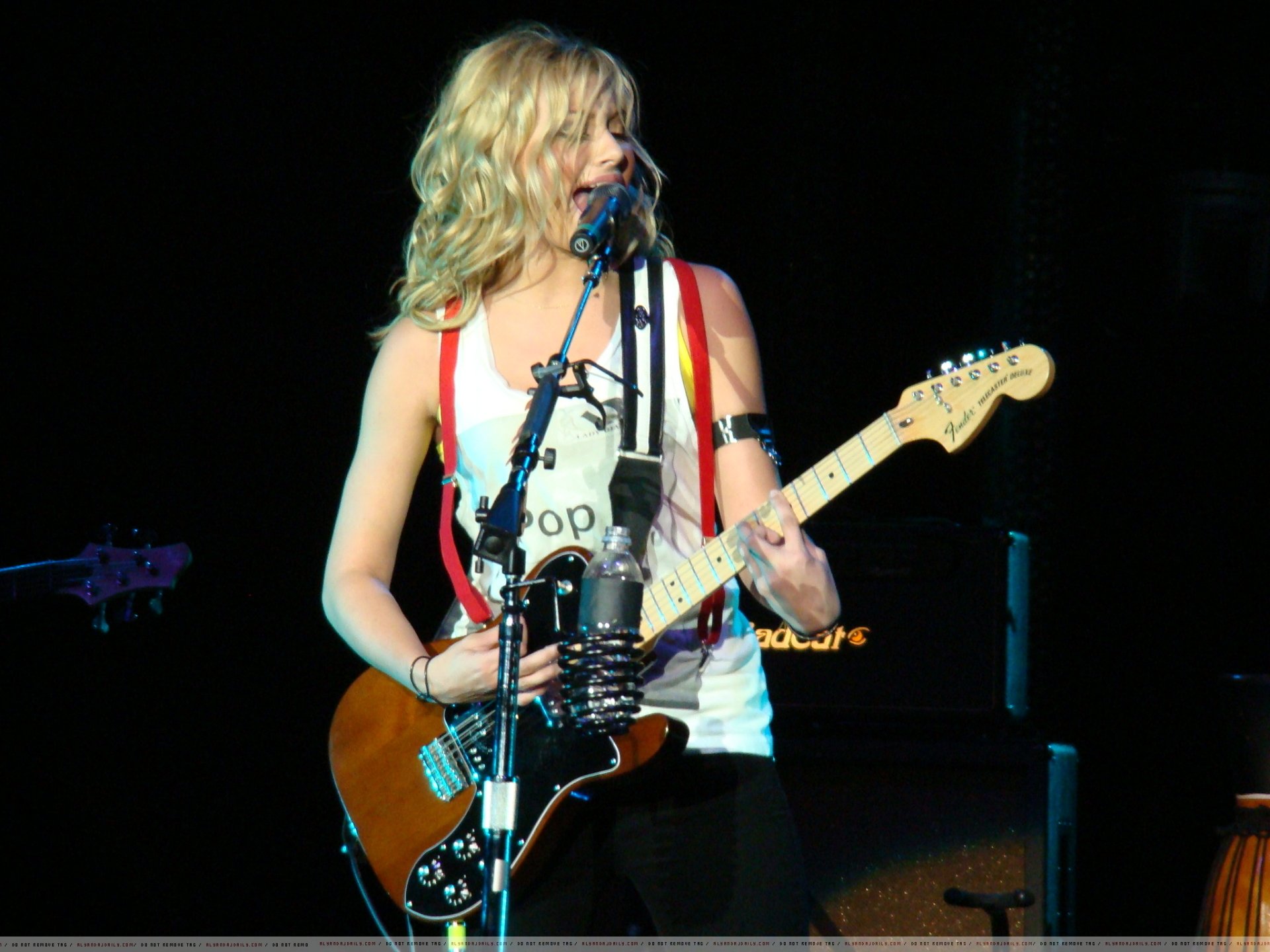 Download Music Aly Michalka HD Wallpaper