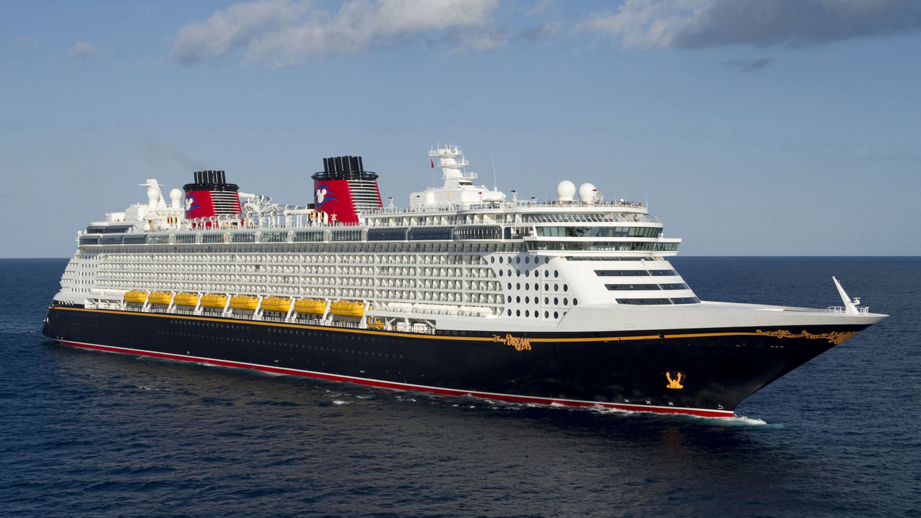 Download Cruise Ship Vehicle Disney Dream HD Wallpaper