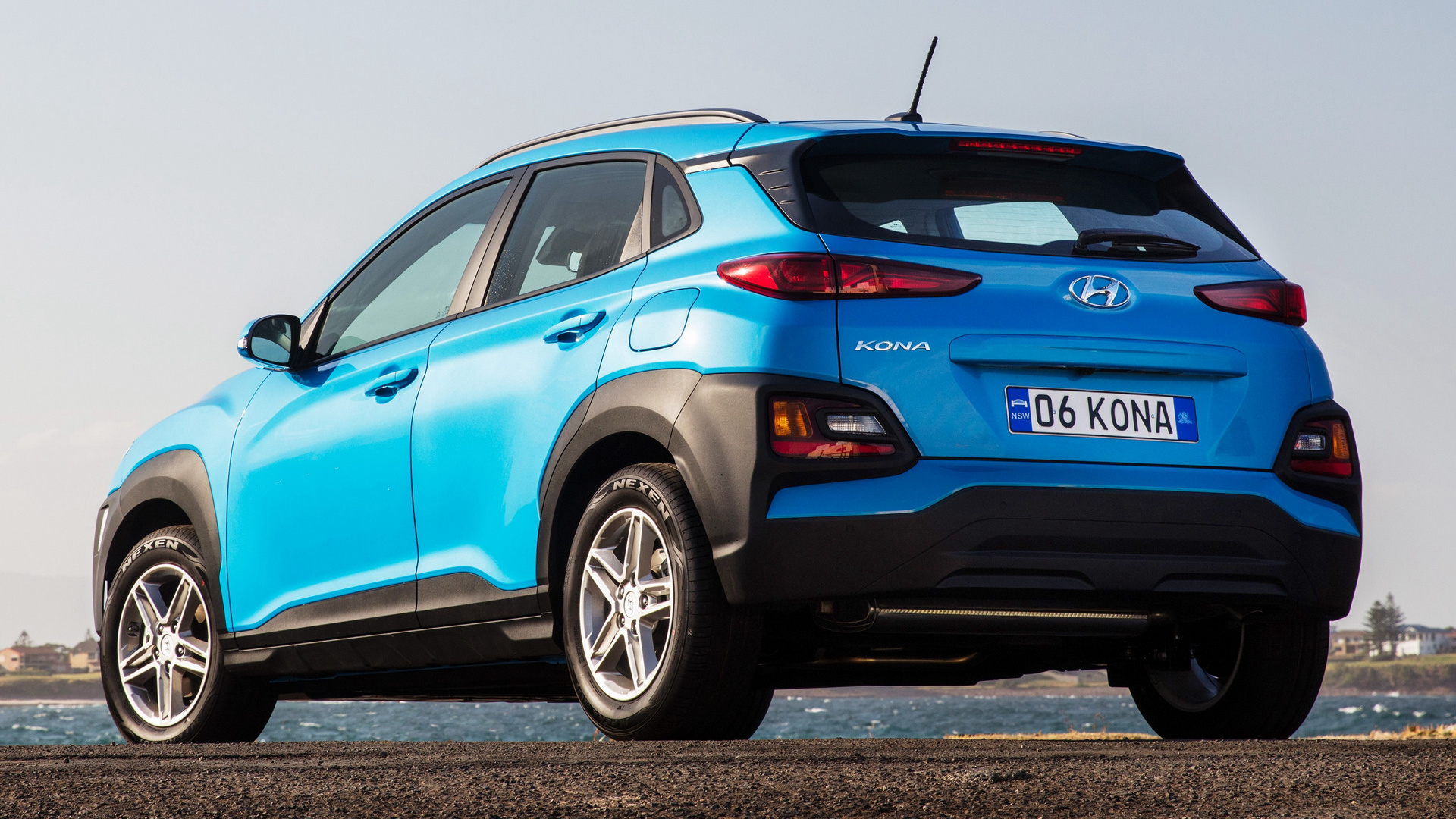 Download Car Suv Crossover Car Compact Car Vehicle Hyundai Kona Hd 