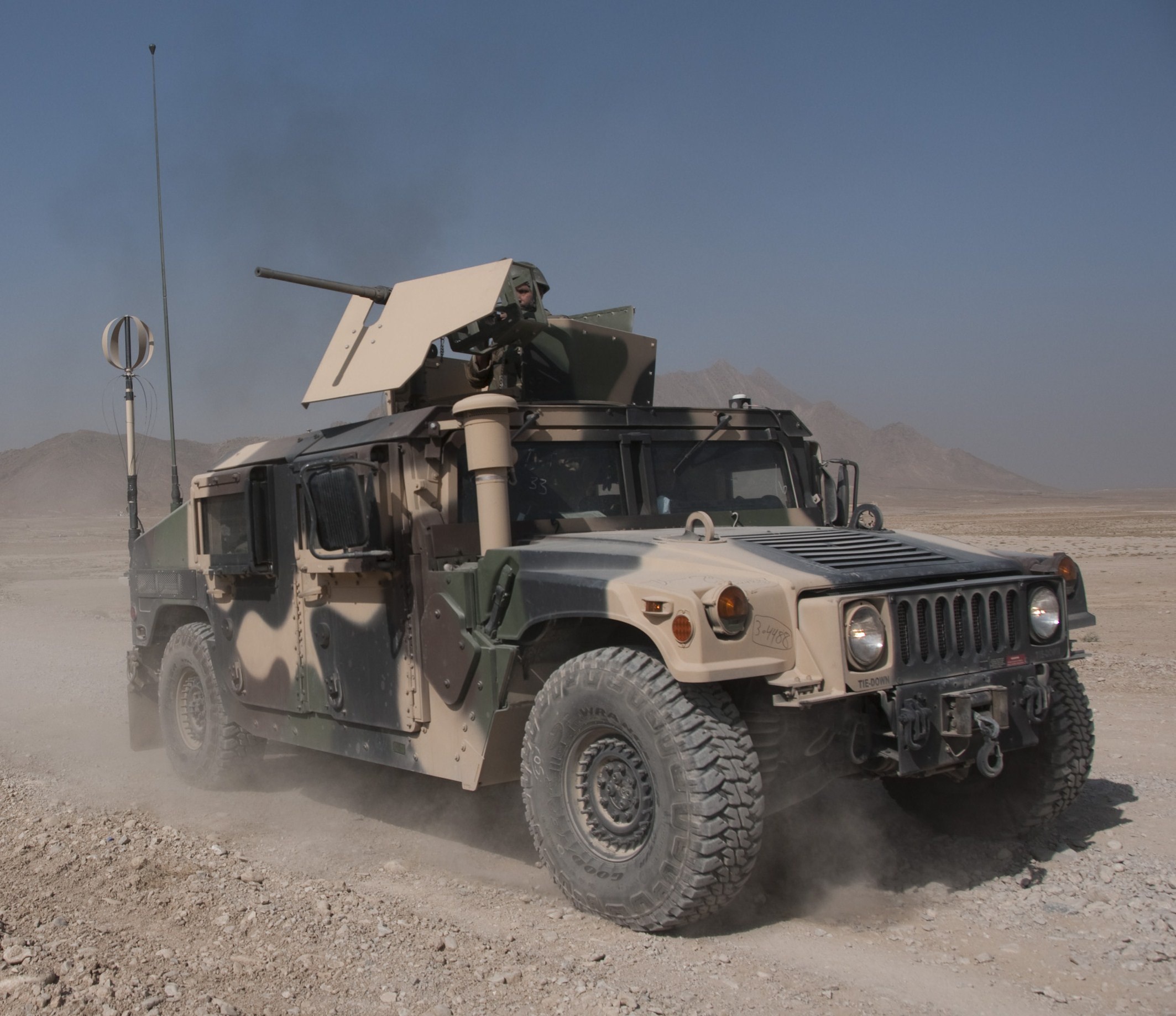 Download Military Humvee HD Wallpaper