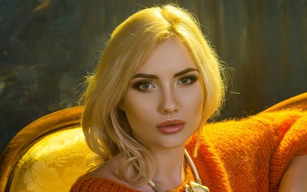 Women Model Lipstick Face Close-Up Blonde HD Wallpaper | Background Image