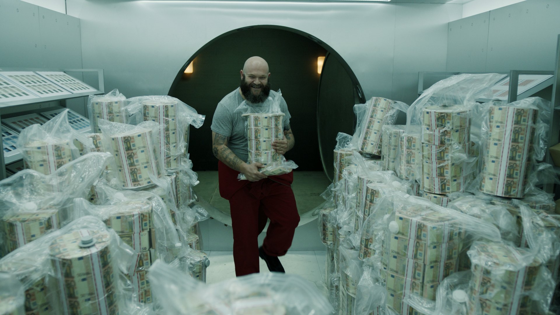 Download TV Show Money Heist HD Wallpaper