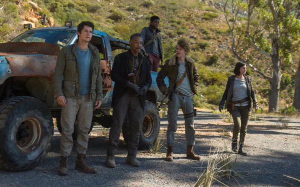 Rosa Salazar Thomas Brodie-Sangster Giancarlo Esposito Dylan O'Brien movie Maze Runner: The Death Cure HD Desktop Wallpaper | Background Image