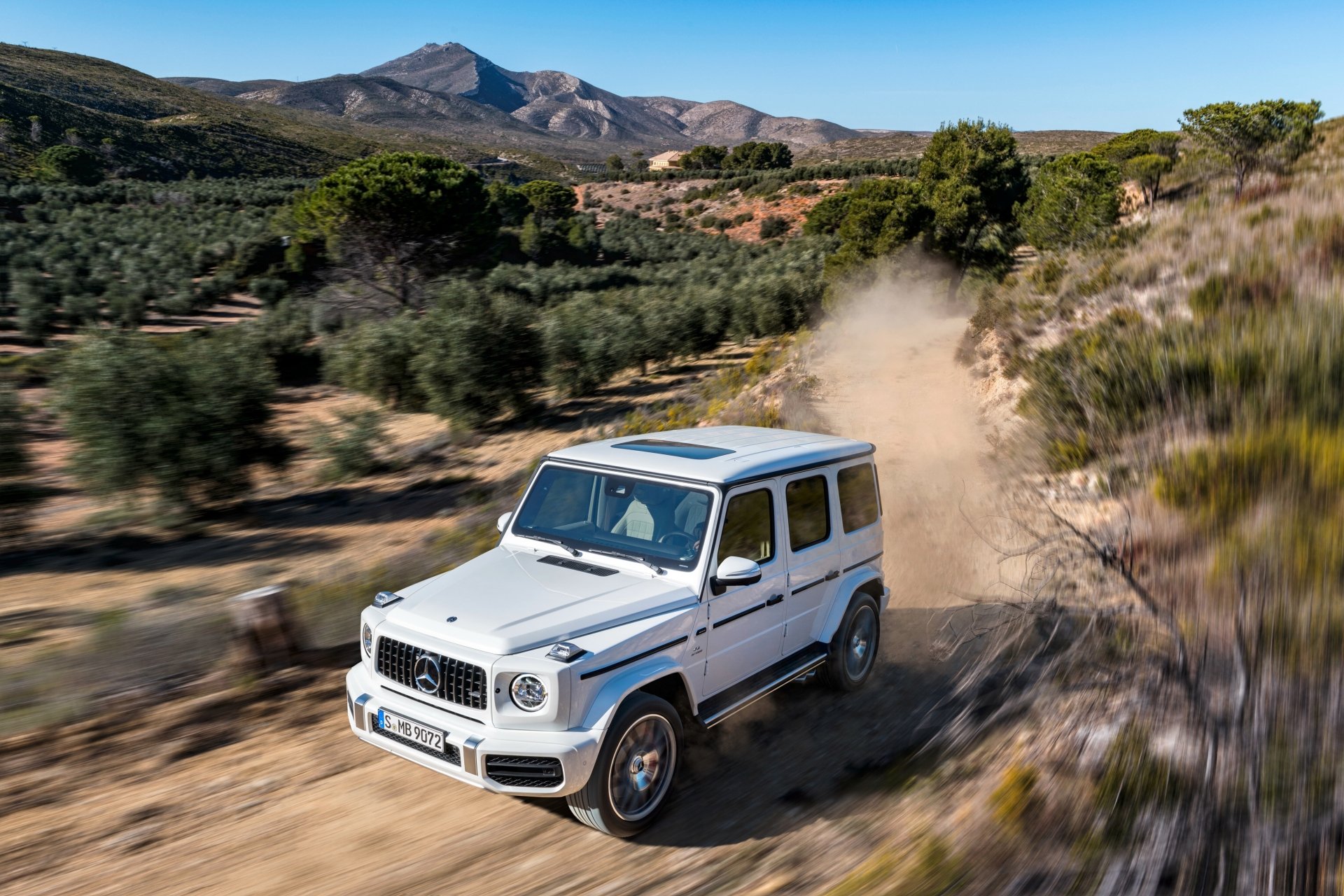 Download White Car SUV Car Mercedes-Benz Mercedes-Benz G-Class Vehicle Mercedes-AMG G63 4k Ultra HD Wallpaper