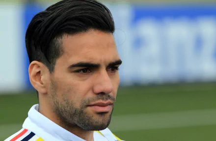 Columbian soccer Radamel Falcao García Sports HD Desktop Wallpaper | Background Image