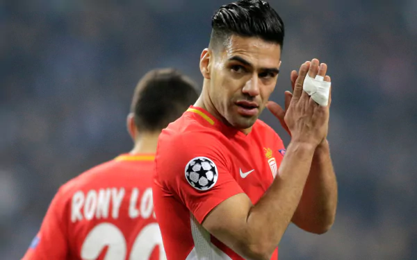 Columbian soccer Radamel Falcao García Sports HD Desktop Wallpaper | Background Image