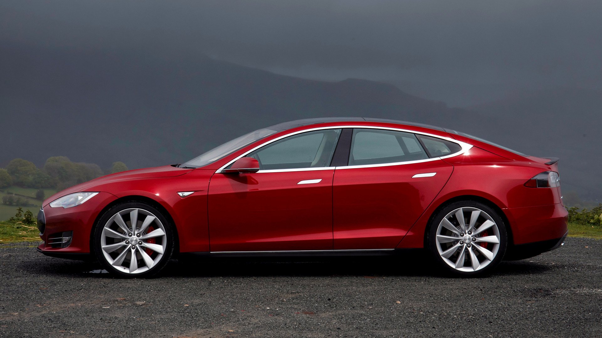 Tesla model s p85