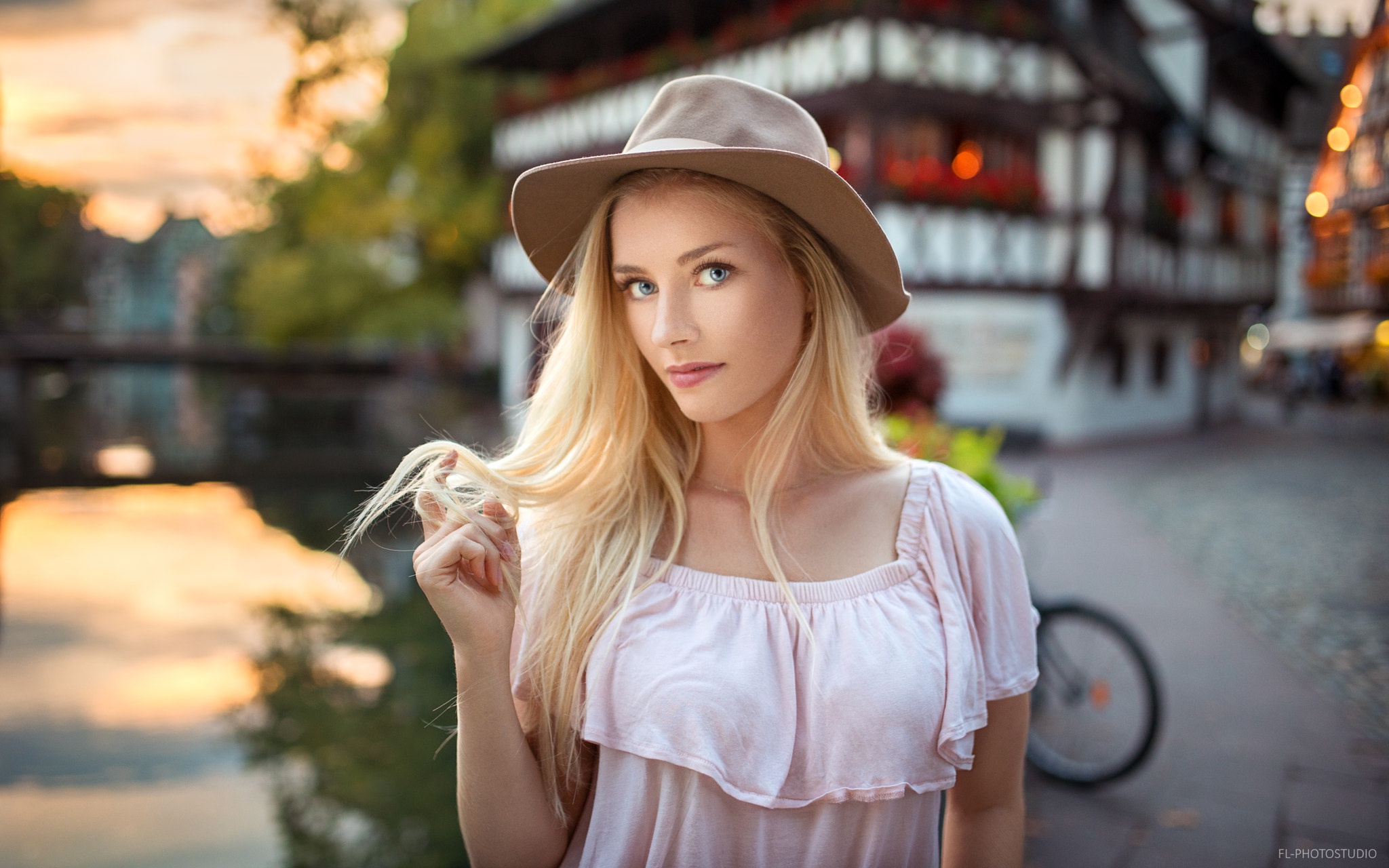 Download Depth Of Field Hat Blue Eyes Long Hair Blonde Woman Model Hd Wallpaper By Lods Franck