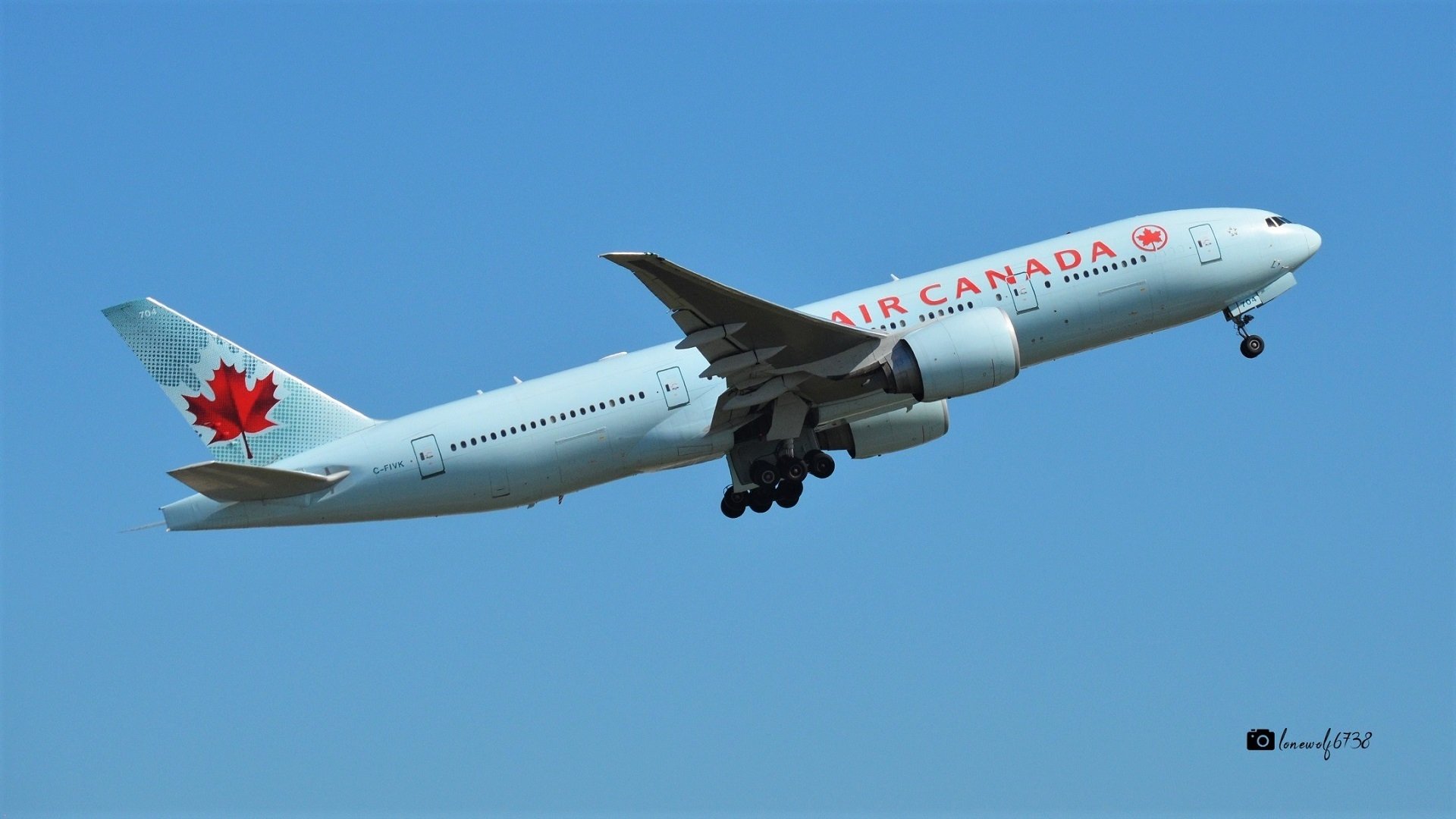 C-FIVK Air Canada Boeing 777-233(LR) Over Sydney Airport by lonewolf6738