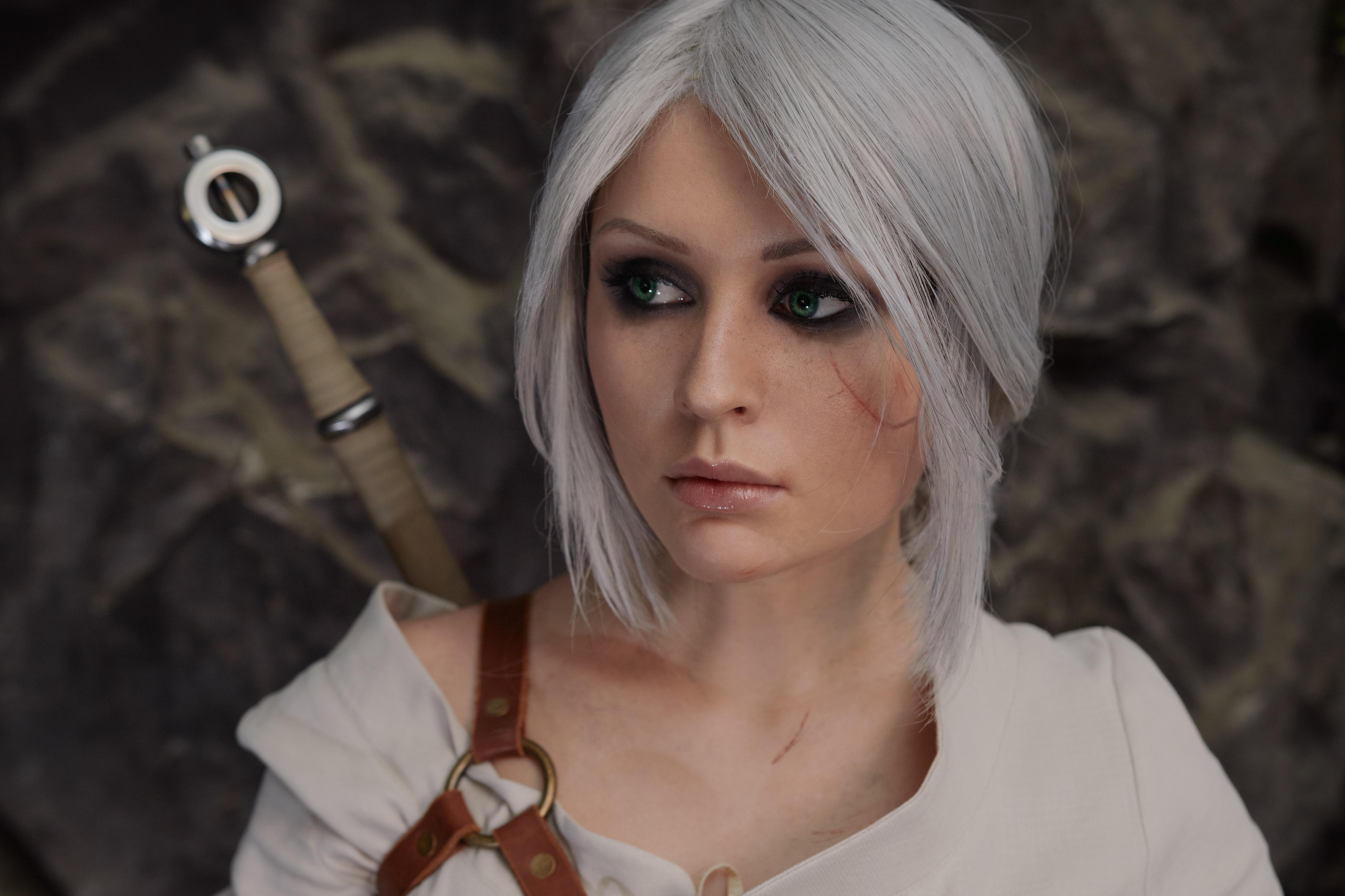 Ciri Cosplay - The Witcher | 4K Ultra HD Wallpaper