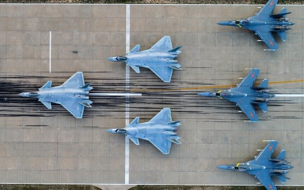 Military Jet Fighter Jet Fighters Aircraft Warplane Shenyang J-16 Shenyang J-20 HD Wallpaper | Background Image